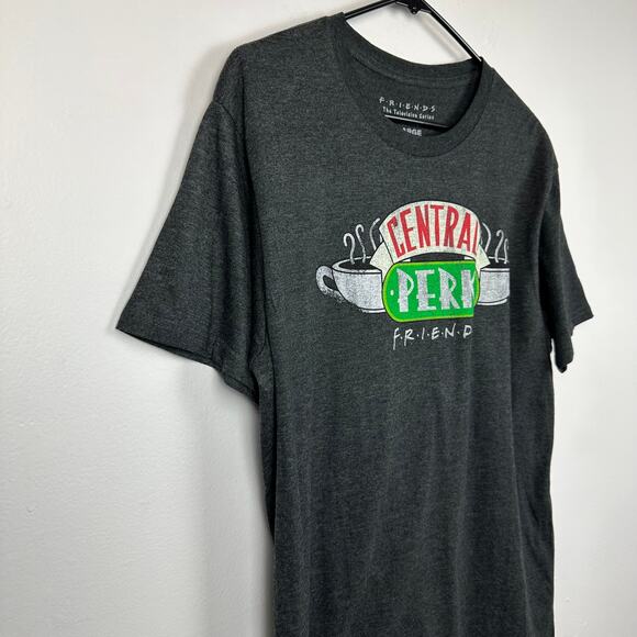 Friends The Television Series Central Perk Coffee Heather Grey T-Shirt Large - Picture 3 of 7